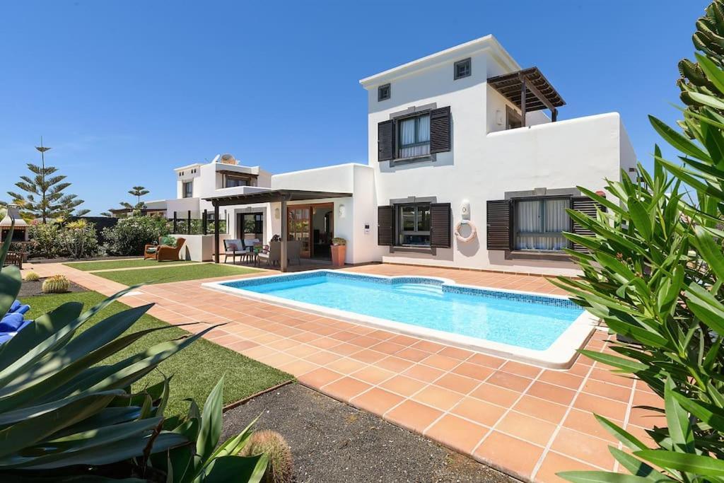 Hipoclub Villas, Aguamarina 10 Playa Blanca  Exterior photo